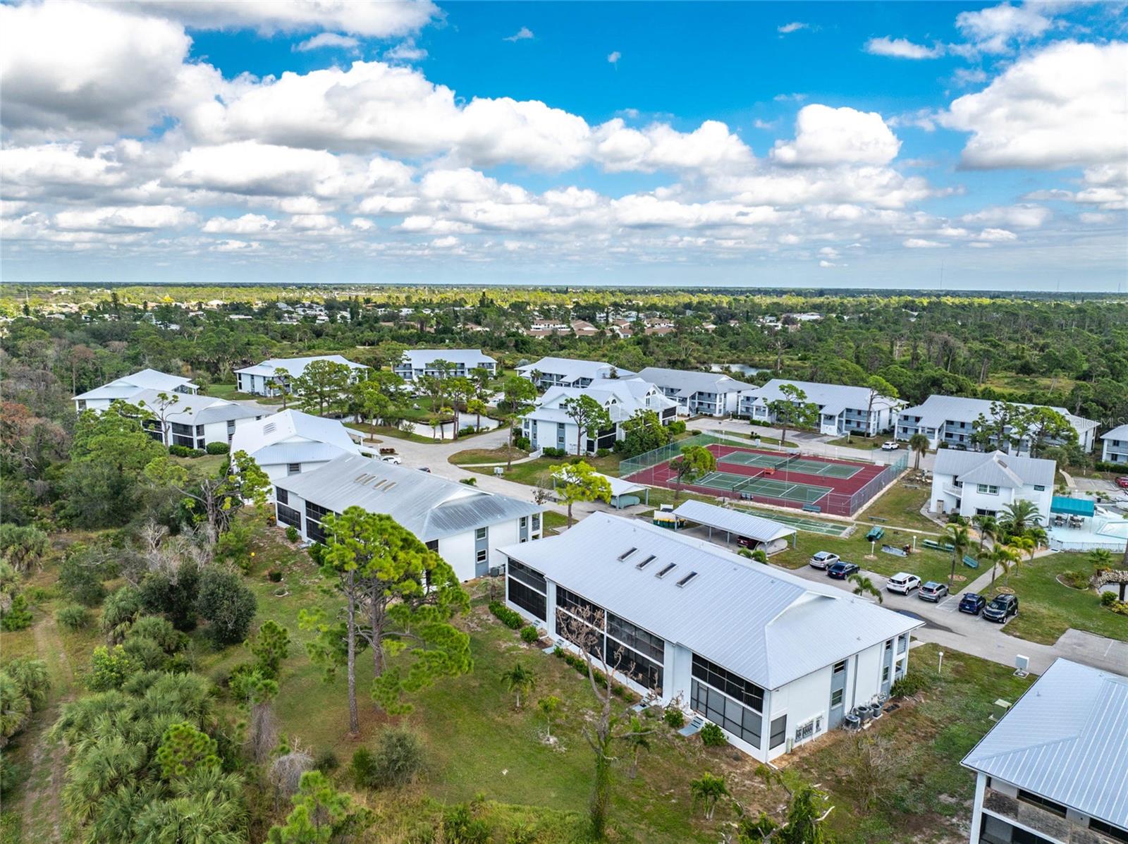 FIDDLERS GREEN CONDO 02 PH 02 - Residential