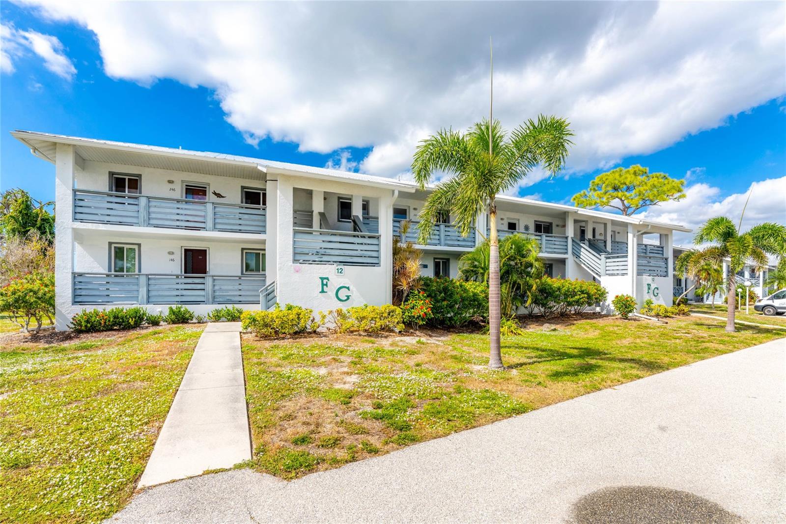 FIDDLERS GREEN CONDO 02 PH 02 - Residential