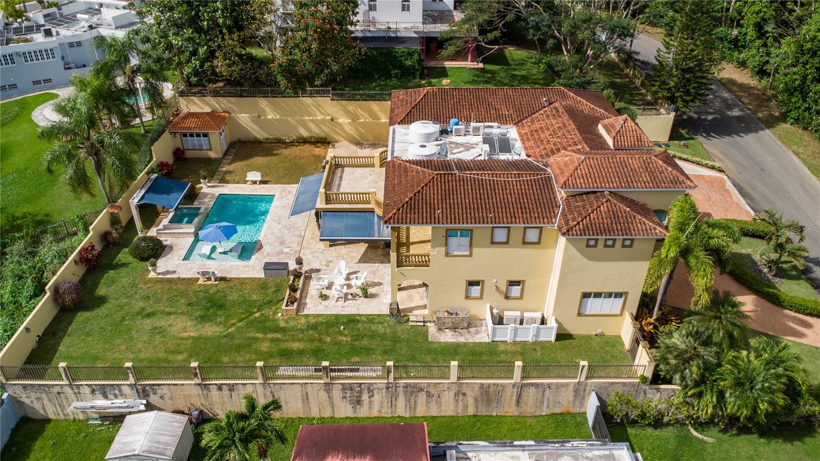 VALLE ESCONDIDO - Residential