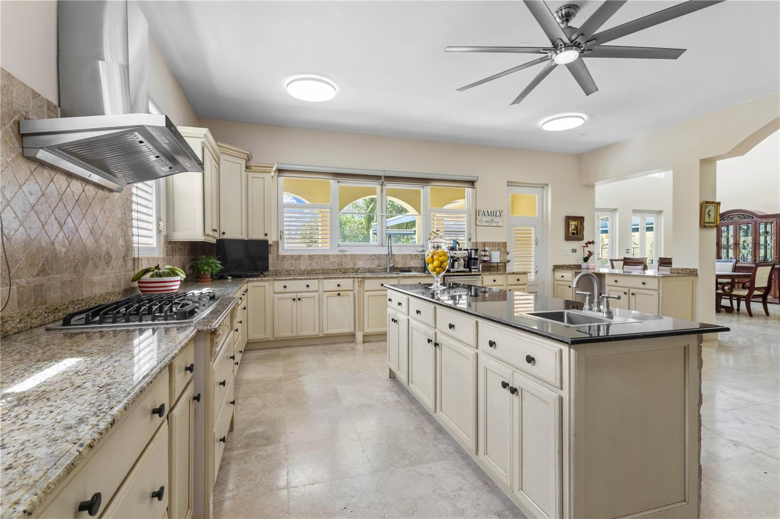 VALLE ESCONDIDO - Residential