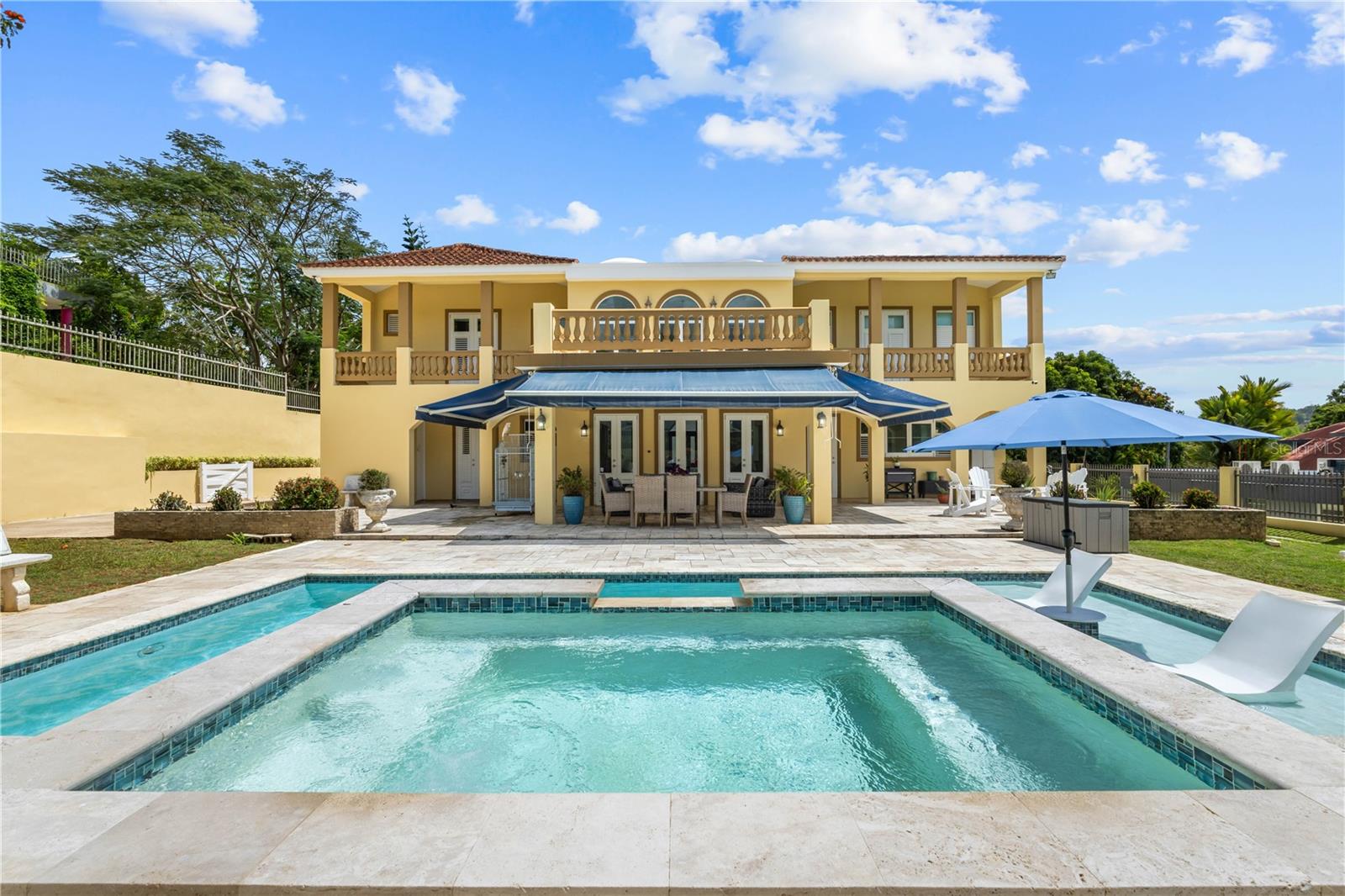 VALLE ESCONDIDO - Residential