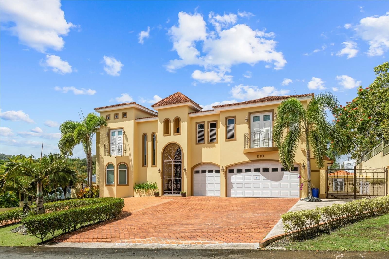 VALLE ESCONDIDO - Residential