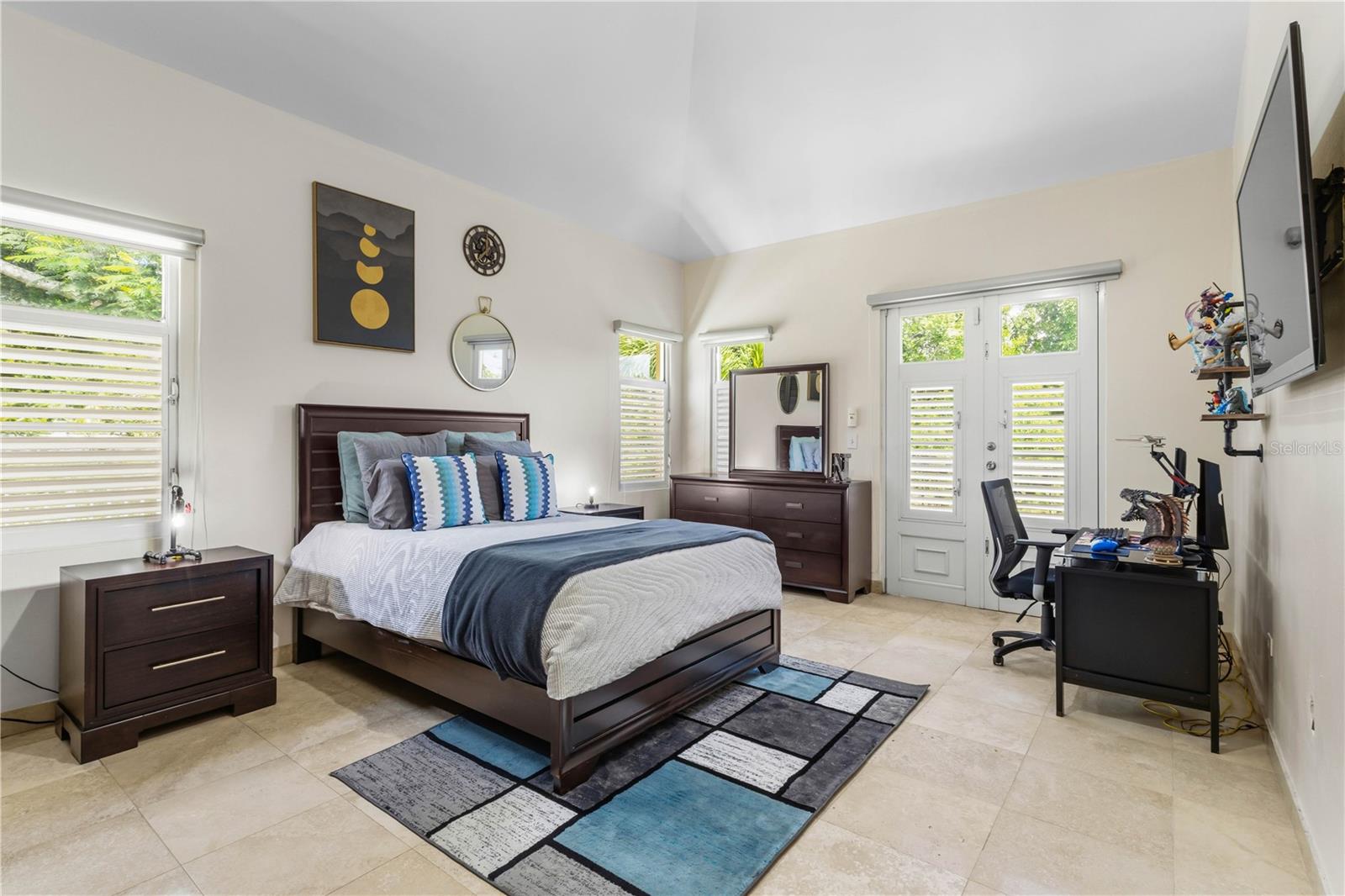 VALLE ESCONDIDO - Residential