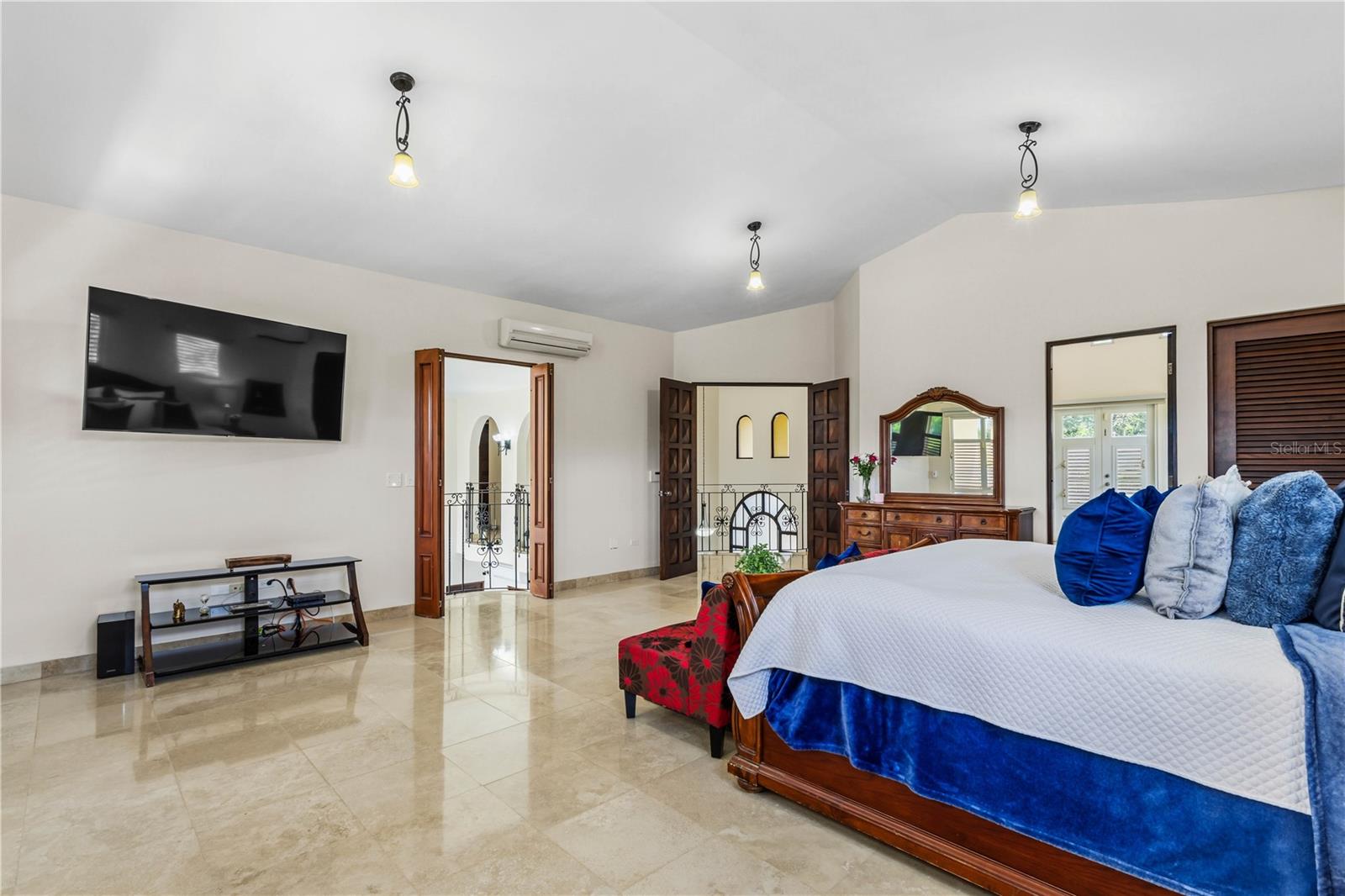 VALLE ESCONDIDO - Residential