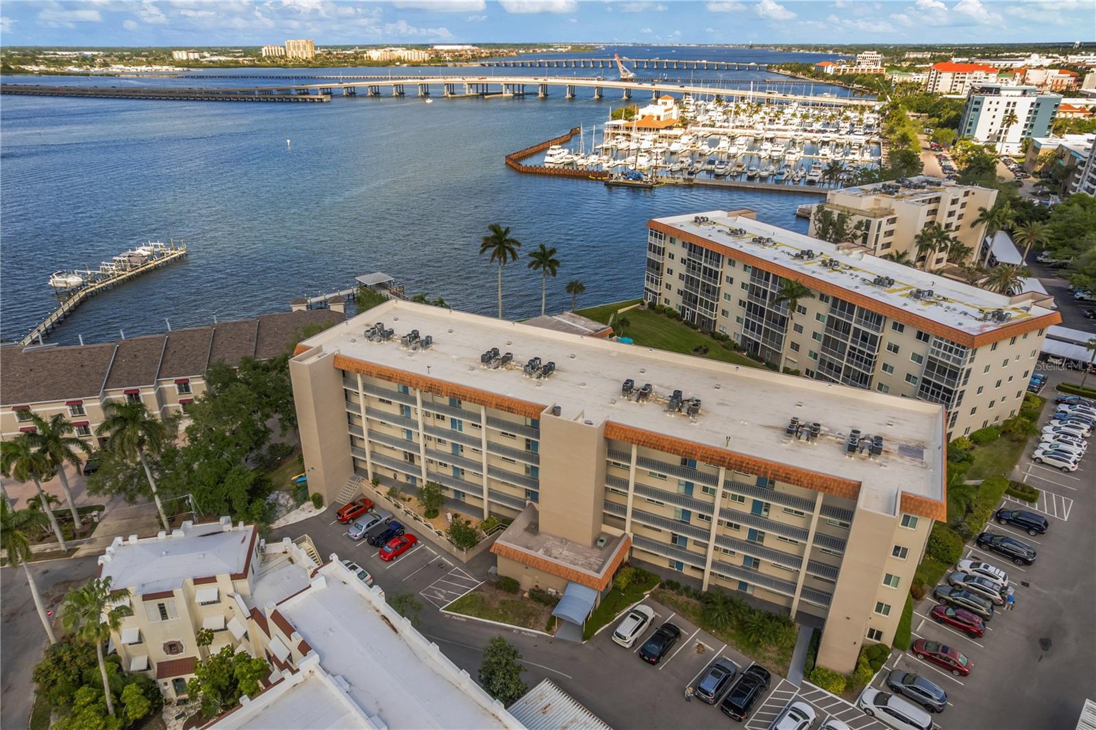 RIVER OAKS SEC B - Residential