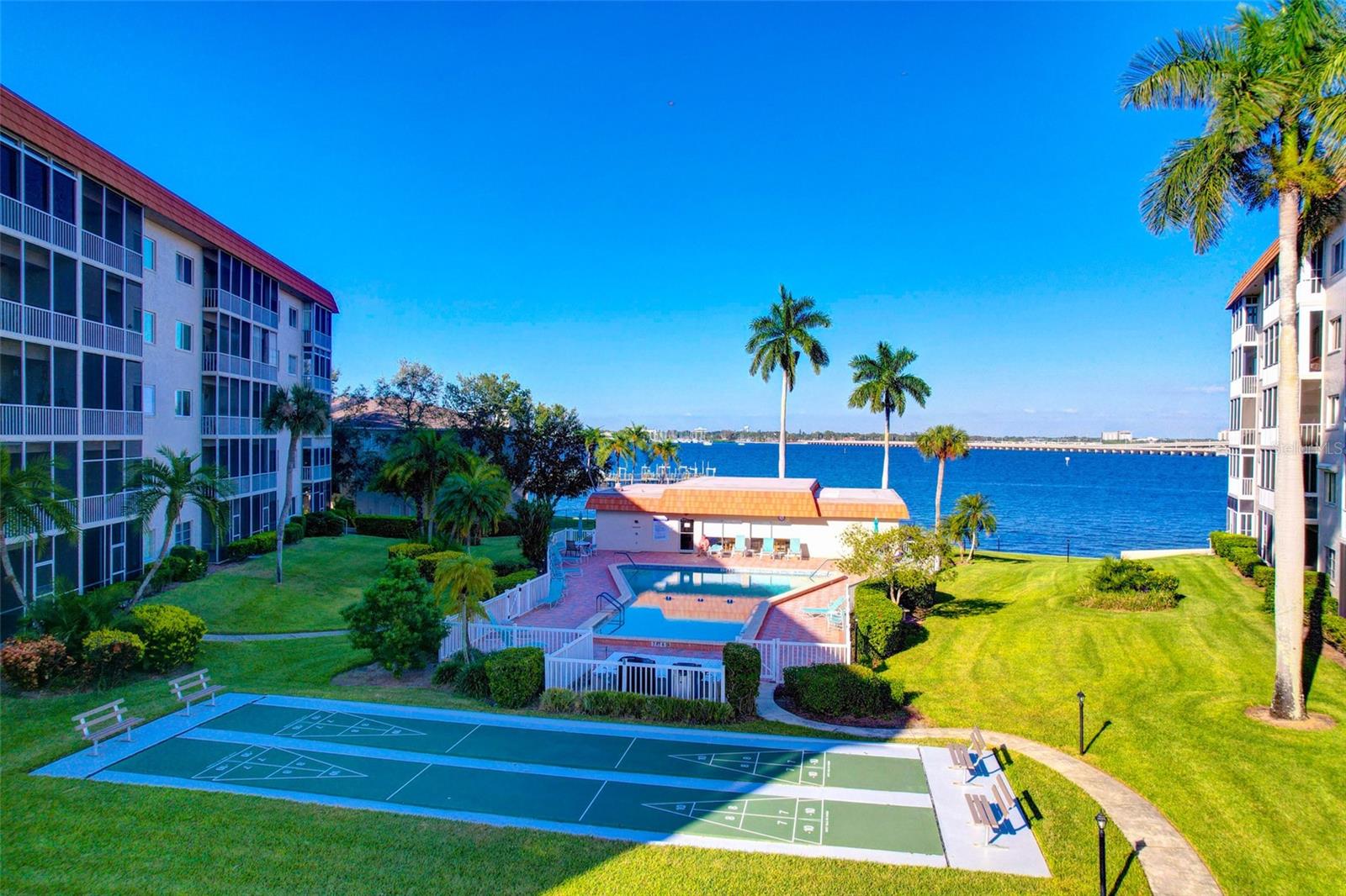 RIVER OAKS SEC B - Residential