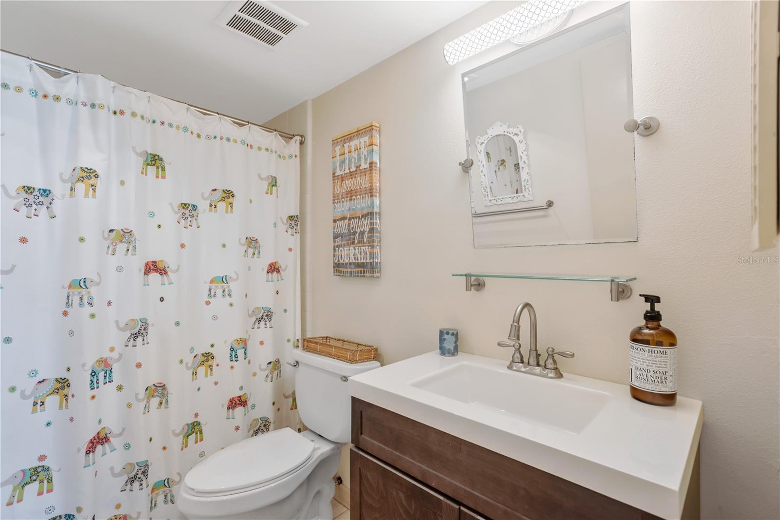 RIVER OAKS SEC B - Residential