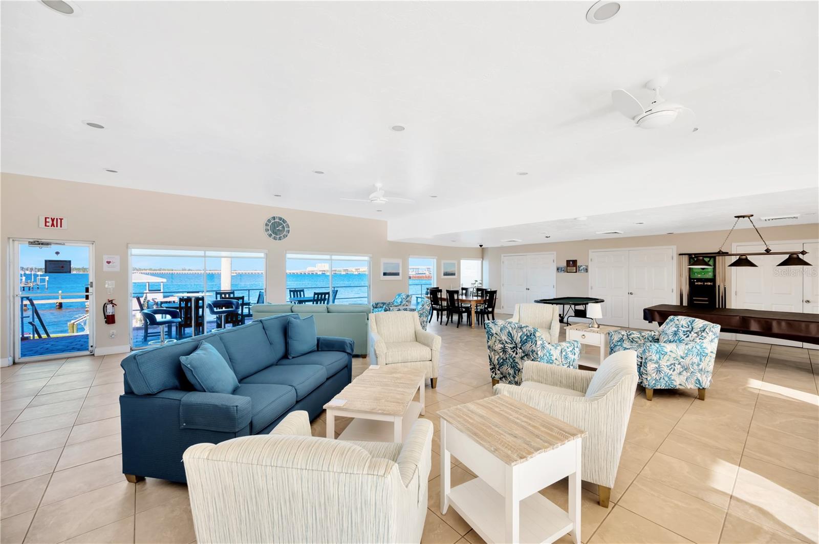 RIVER OAKS SEC B - Residential