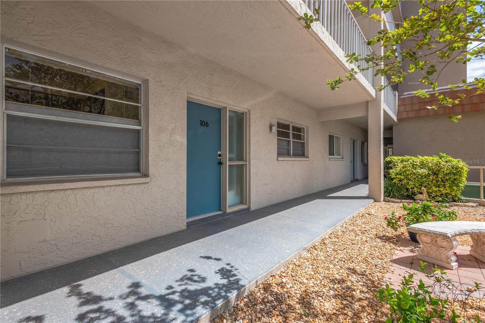 RIVER OAKS SEC B - Residential