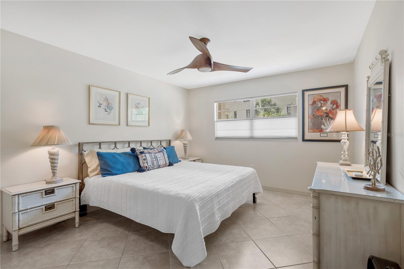 RIVER OAKS SEC B - Residential