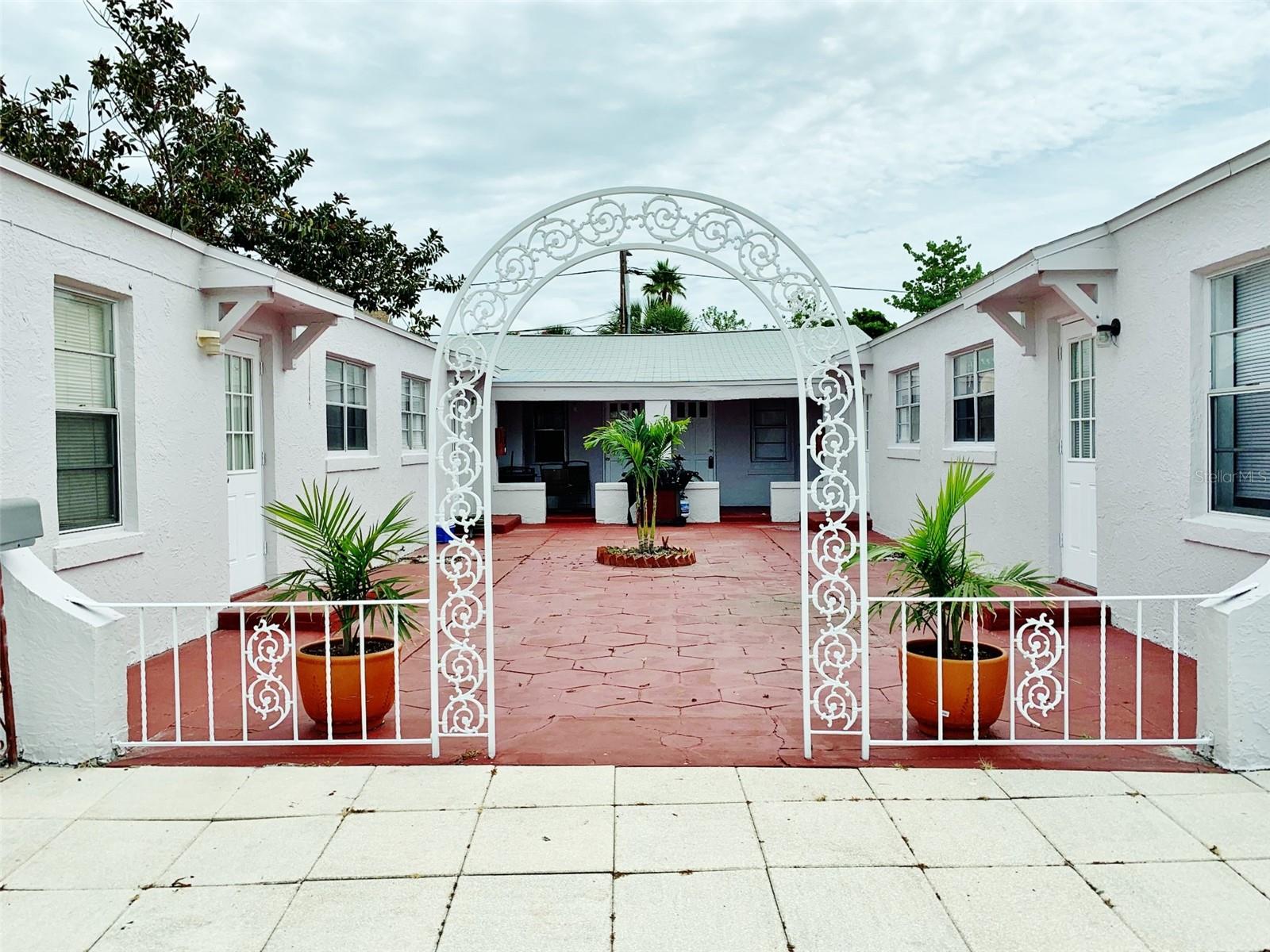 CONEY ISLAND - Residential Lease