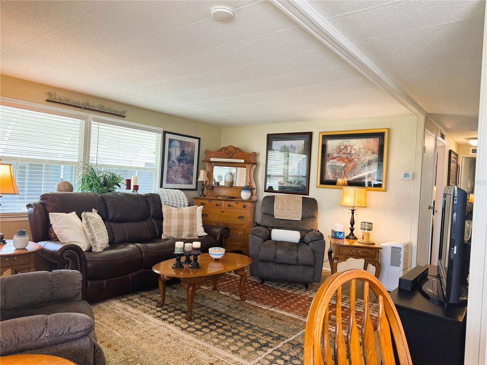 HAWTHORNE AT LEESBURG A COOP - Residential