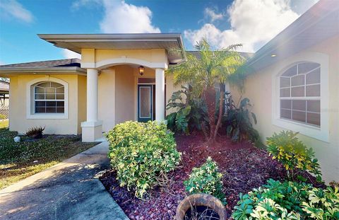 A home in PORT CHARLOTTE