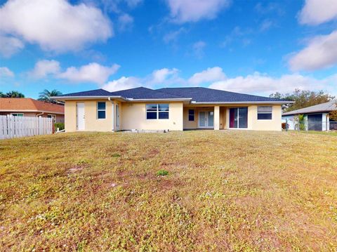 A home in PORT CHARLOTTE