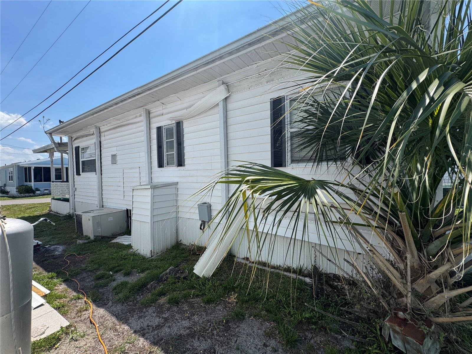 2049 CHAMPION STREET, SARASOTA, FL, 34231 1 2049 CHAMPION STREET