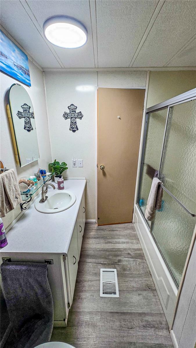 GEM ESTATES - Residential