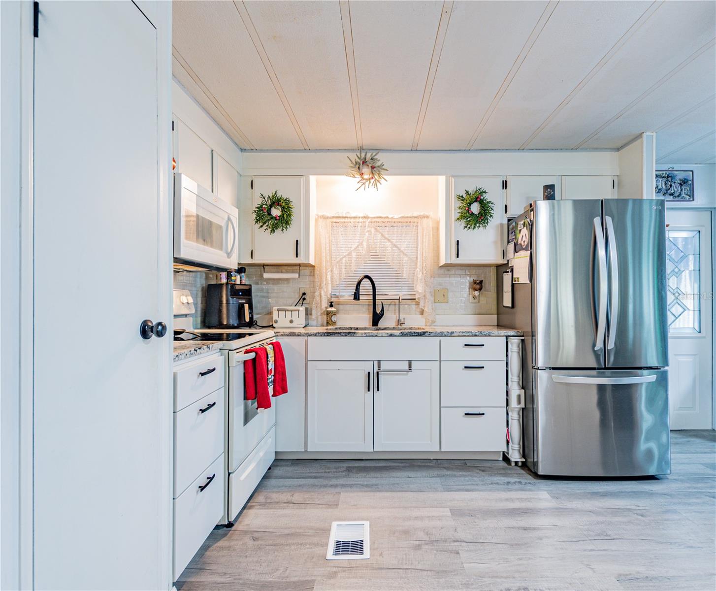 GEM ESTATES - Residential