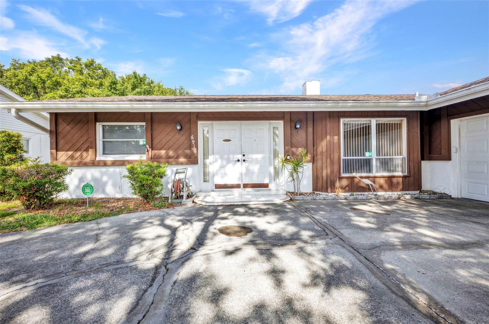 6916 REX LANE