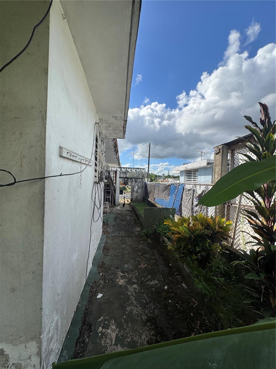 ALTAMESA - Residential