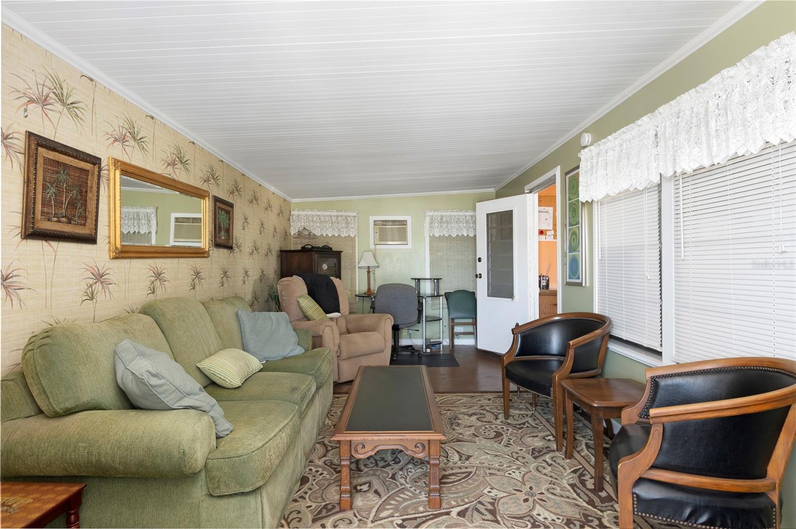 MAGNOLIA MANOR MOBILE HOME PARK UNREC - Residential