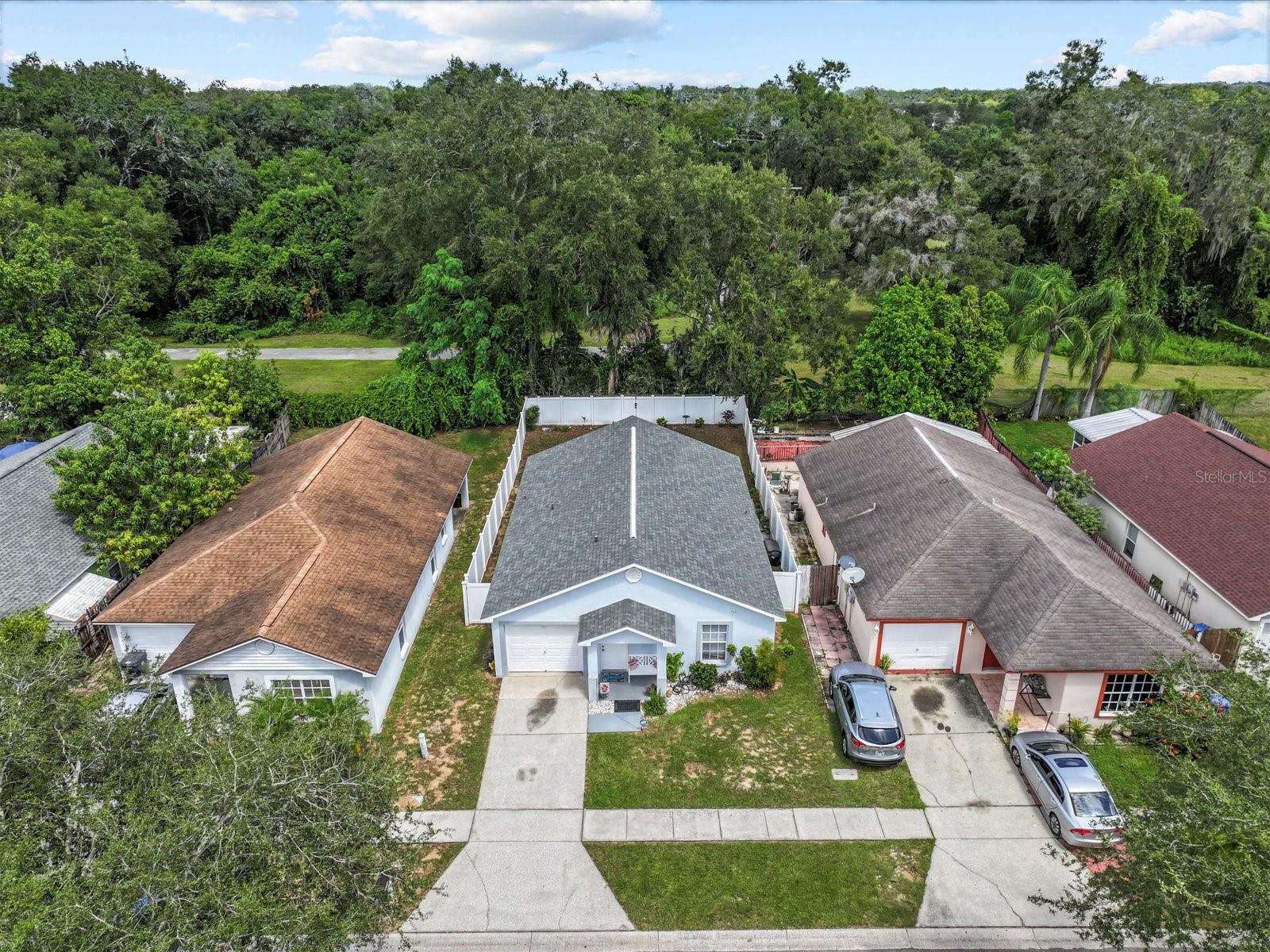 Photo 2 of 38 of 2416 CAMDEN OAKS PLACE house