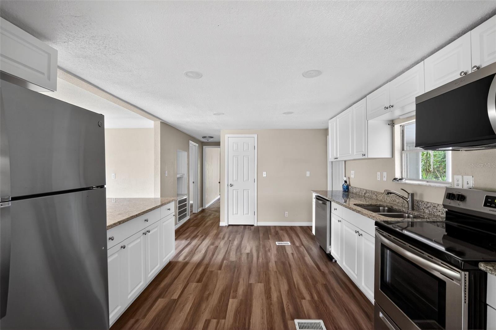 PEACH TREE HILL SUB - Residential