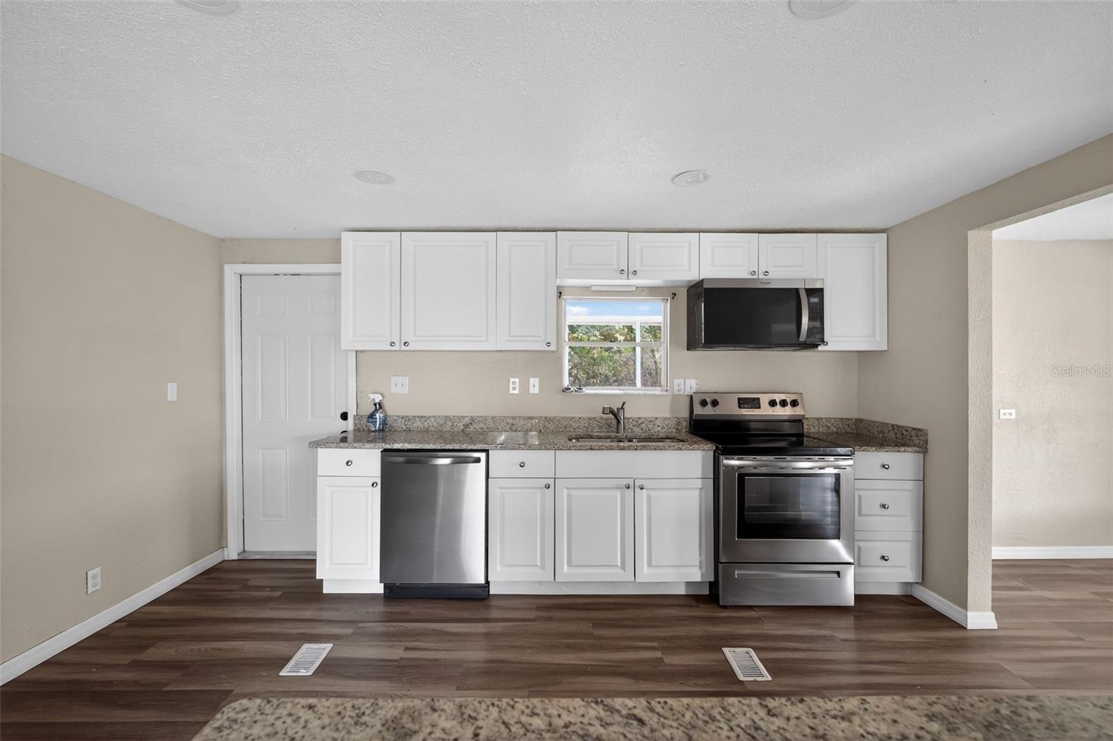 PEACH TREE HILL SUB - Residential