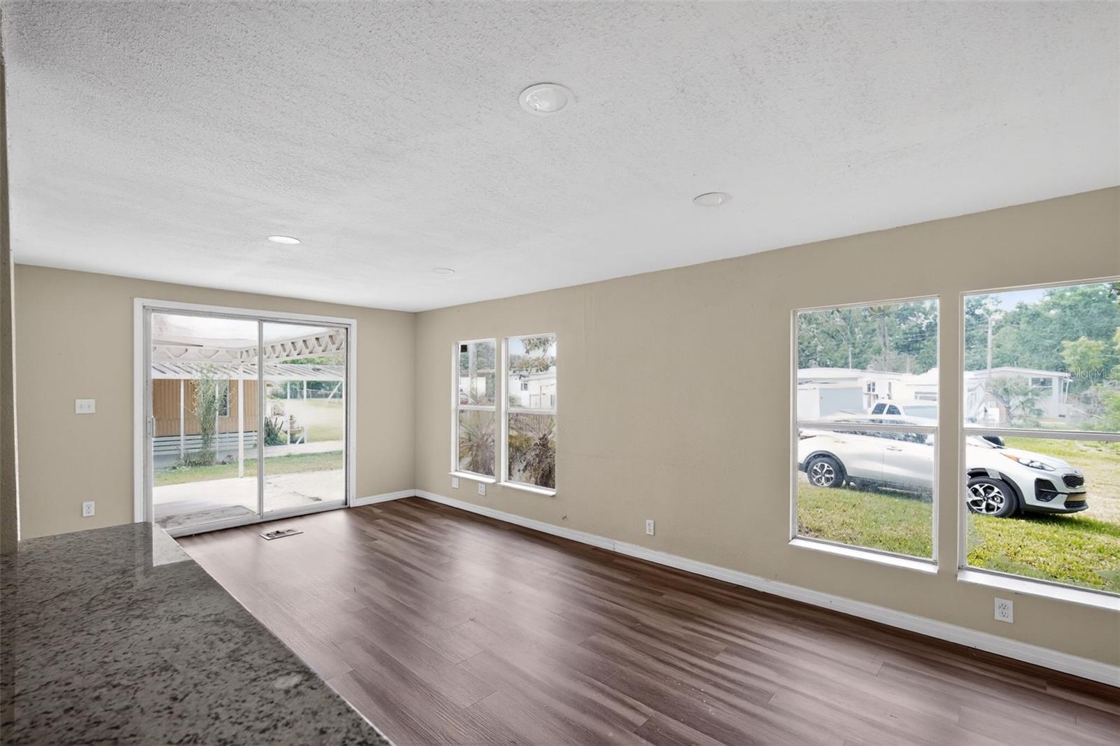 PEACH TREE HILL SUB - Residential