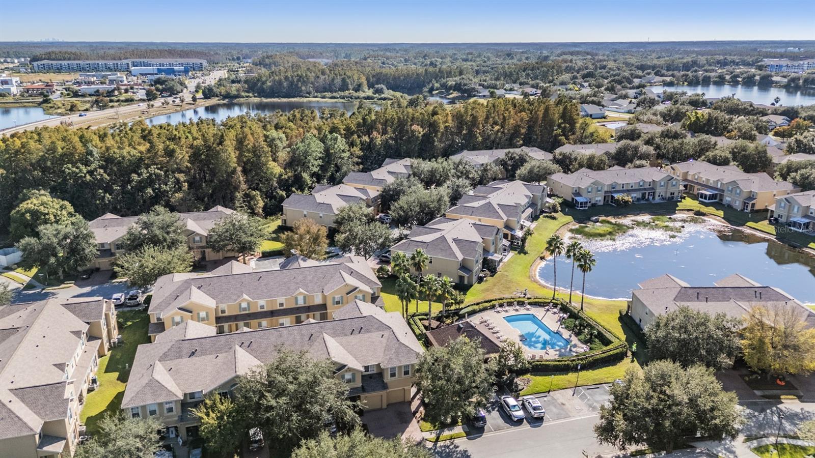 BALLANTRAE VILLAGE 01 - Residential