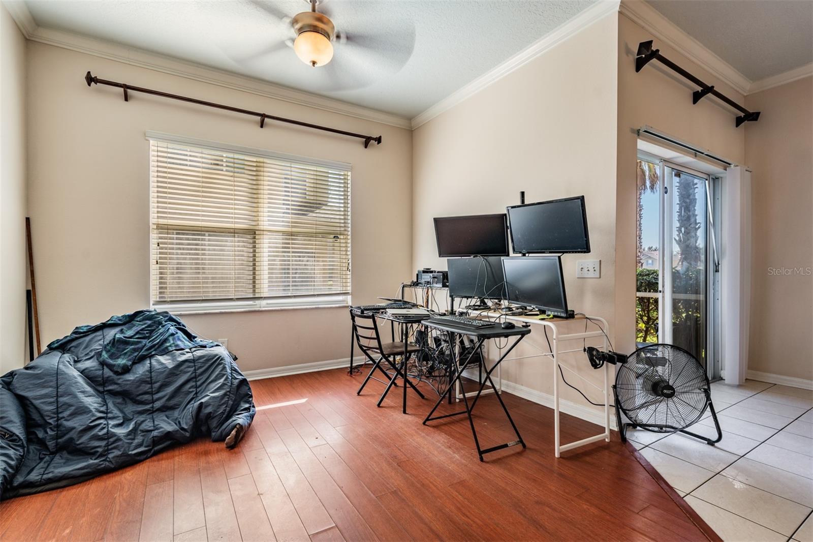 BALLANTRAE VILLAGE 01 - Residential