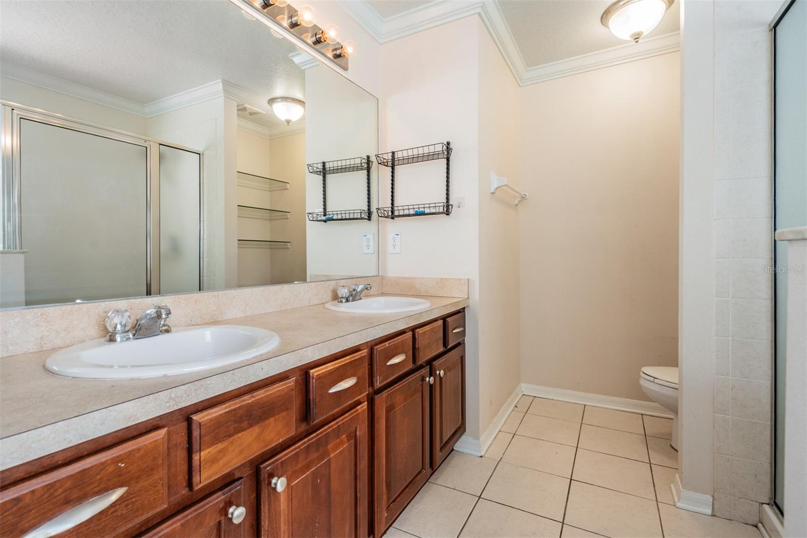 BALLANTRAE VILLAGE 01 - Residential