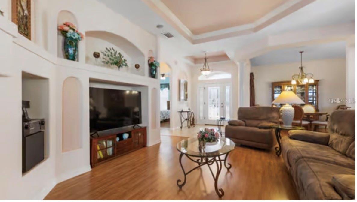 HIDDEN LAKES - Residential