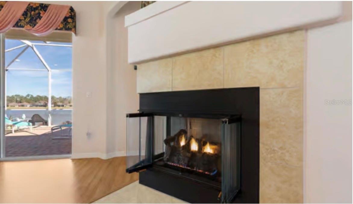 HIDDEN LAKES - Residential