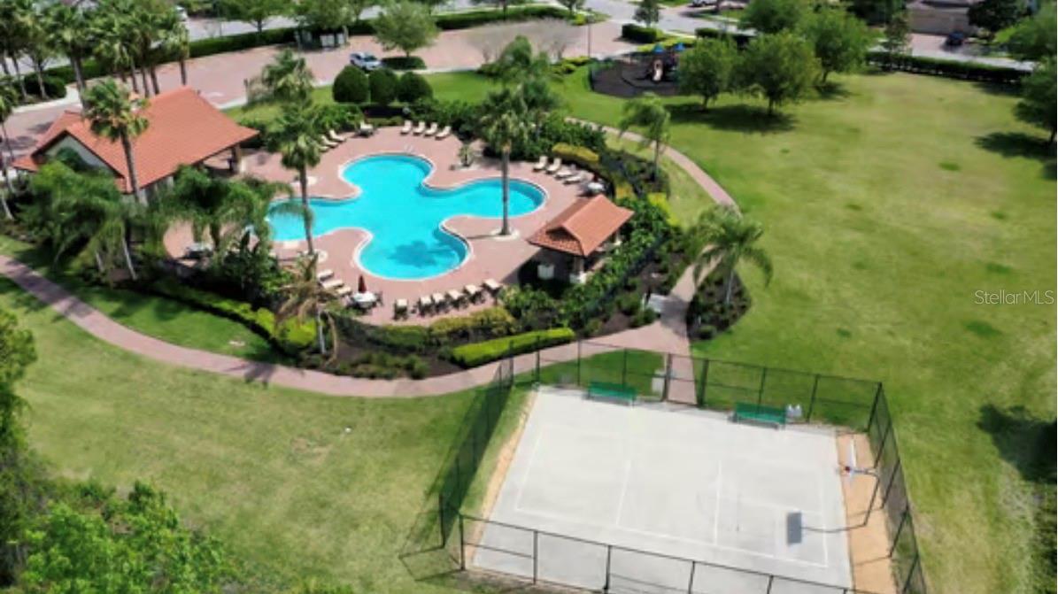 HIDDEN LAKES - Residential