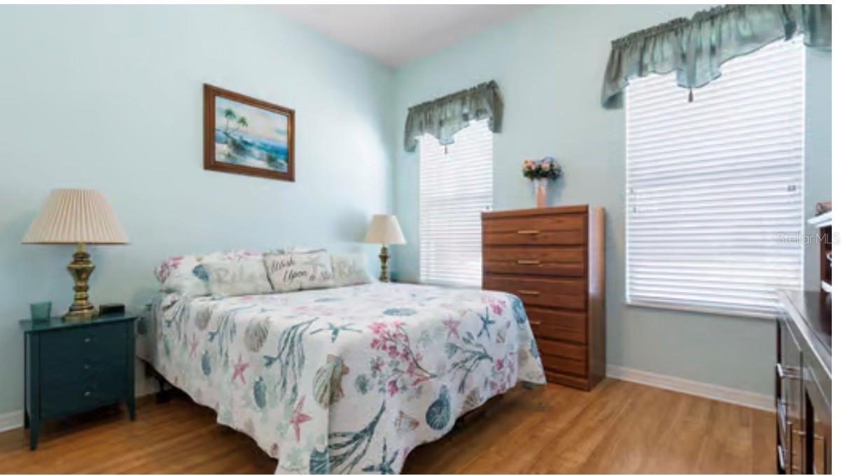 HIDDEN LAKES - Residential