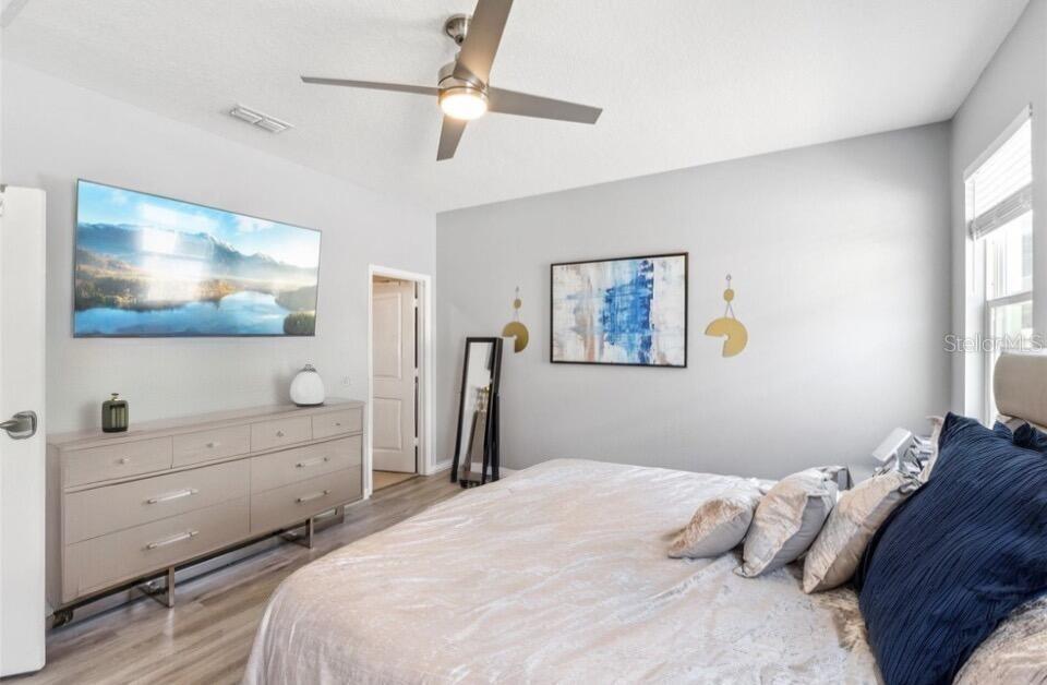 CREEKSTONE - Residential