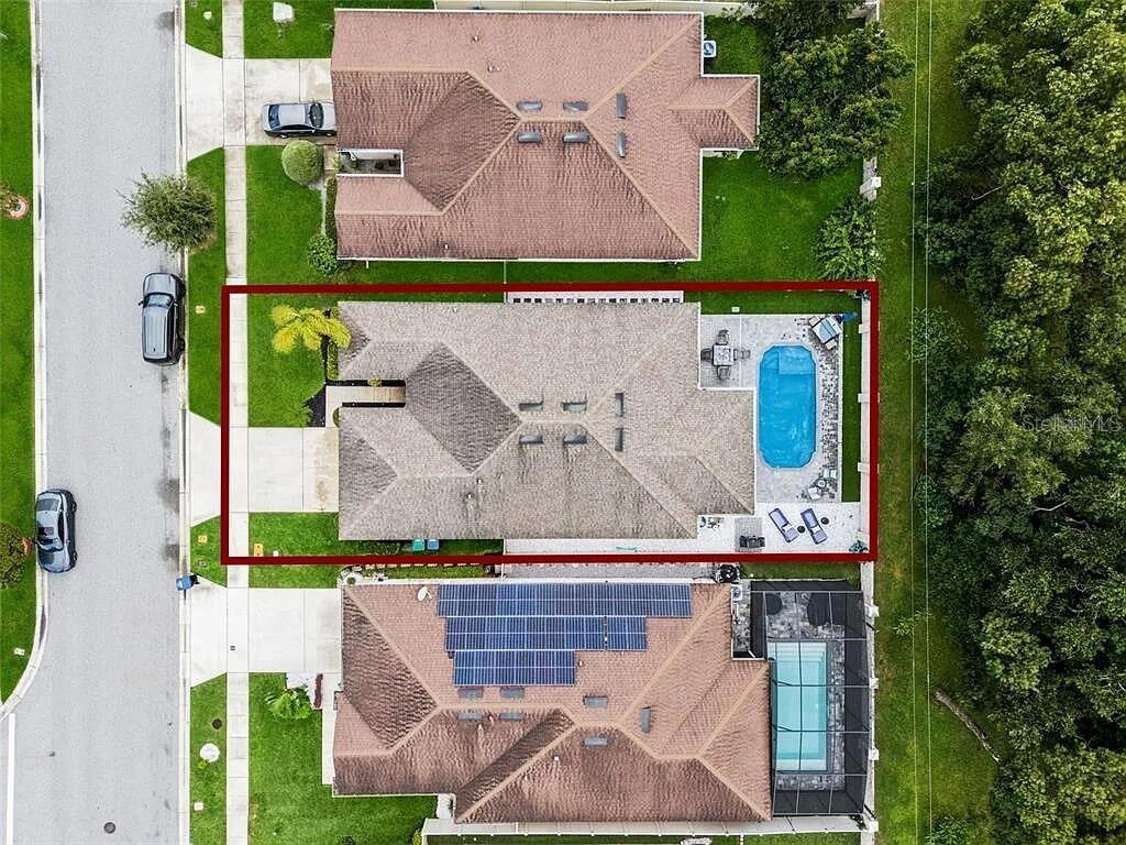 CREEKSTONE - Residential