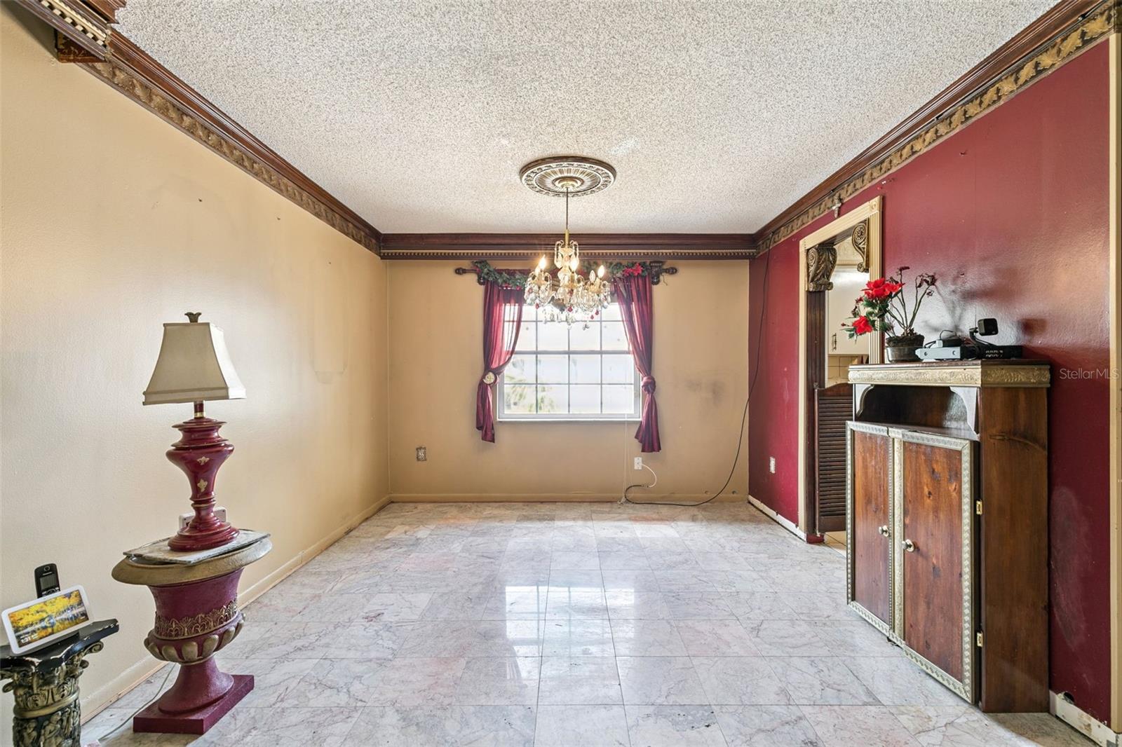 SOUTH POINTE - Residential