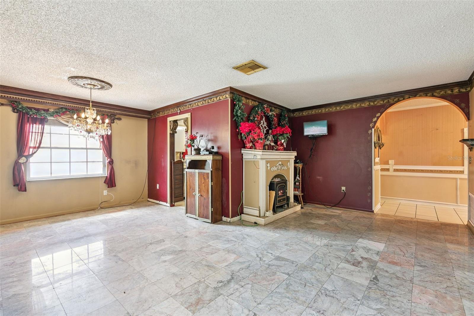 SOUTH POINTE - Residential