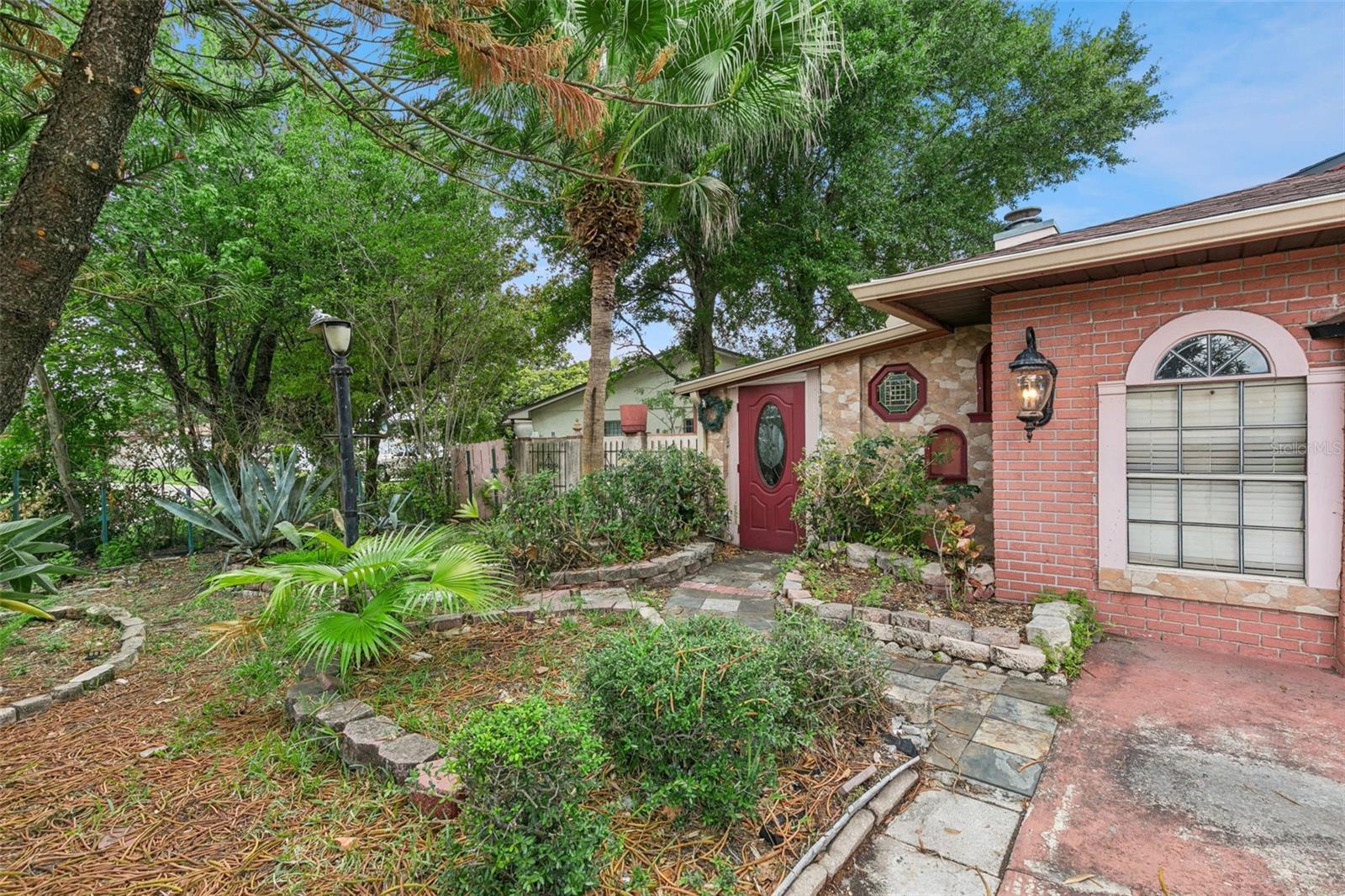SOUTH POINTE - Residential