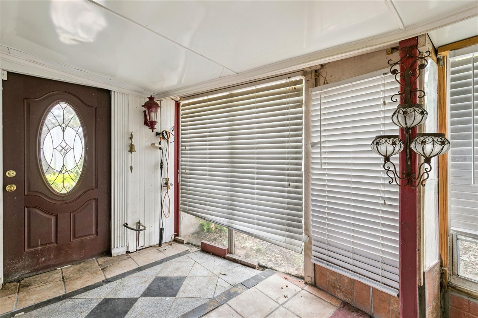 SOUTH POINTE - Residential