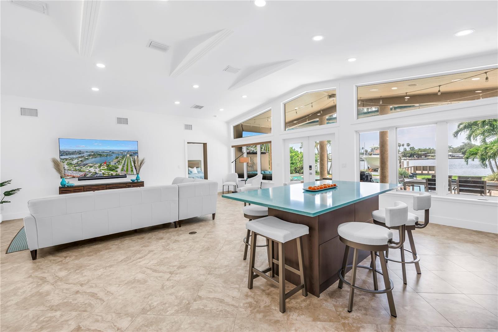 PARADISE ISLAND 1ST ADD - Residential