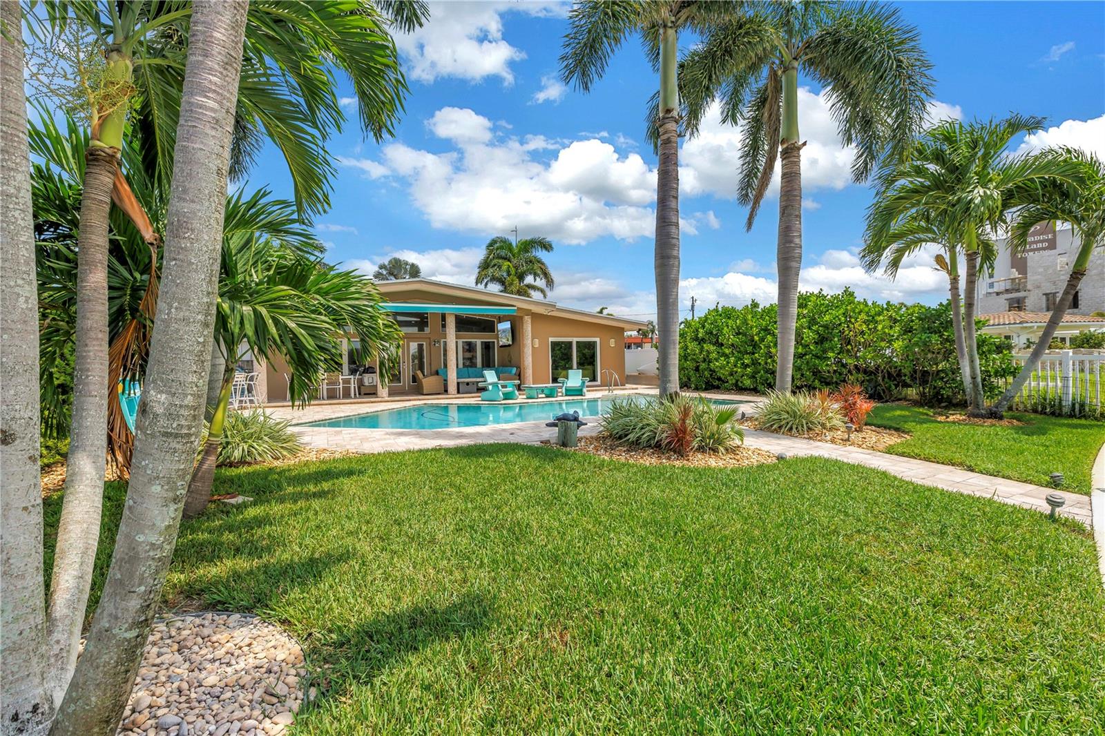 PARADISE ISLAND 1ST ADD - Residential