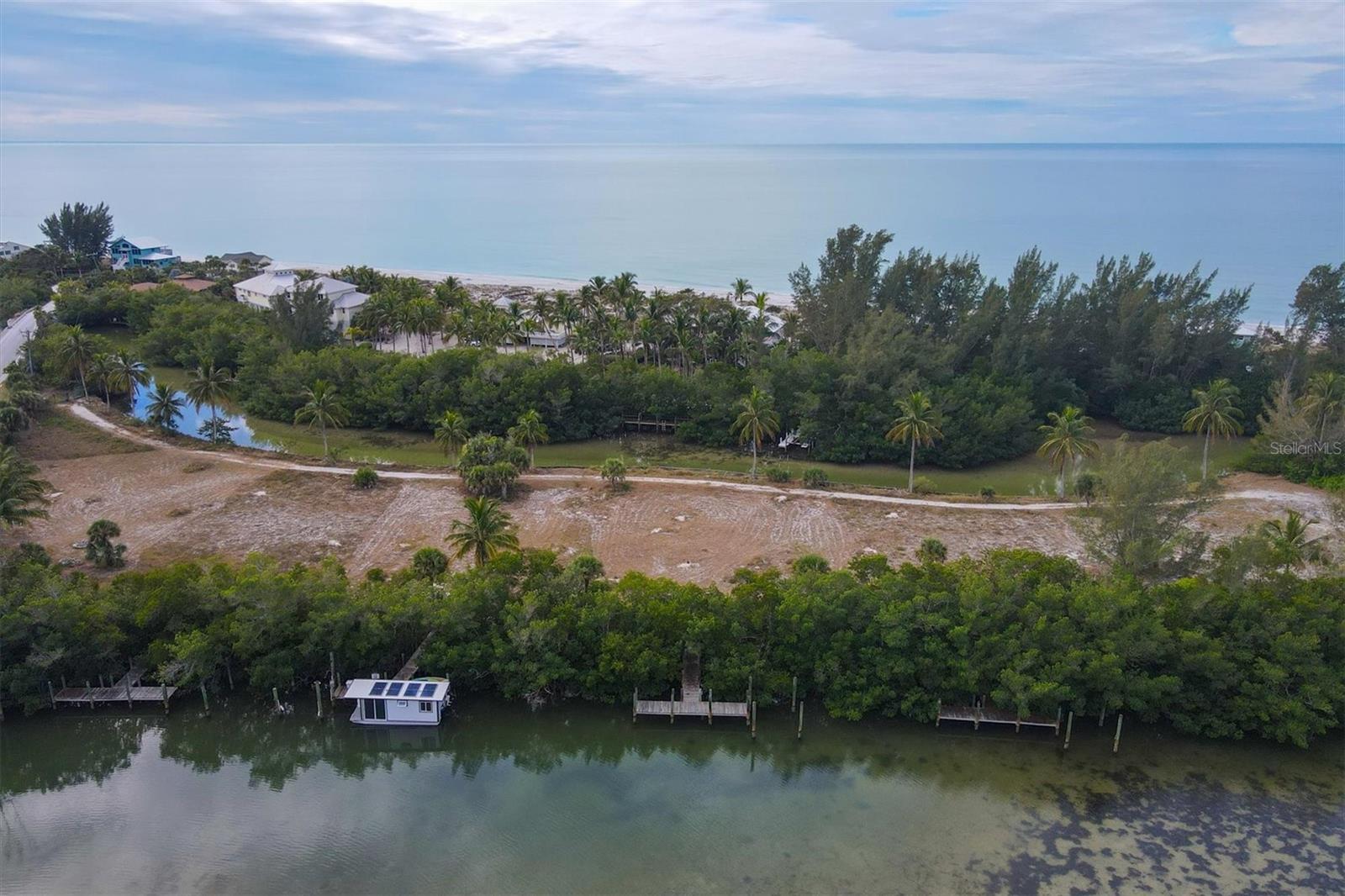 PALM ISLAND ESTATES - Land