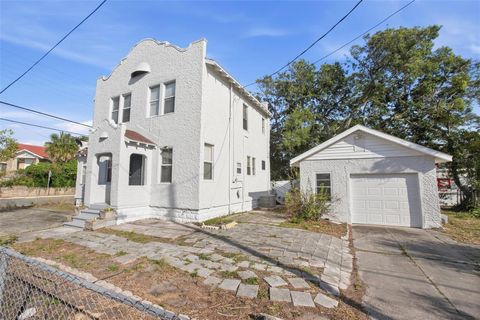 Photo of 216 Earl Street, Daytona Beach, FL 32118 (MLS # V4948769)