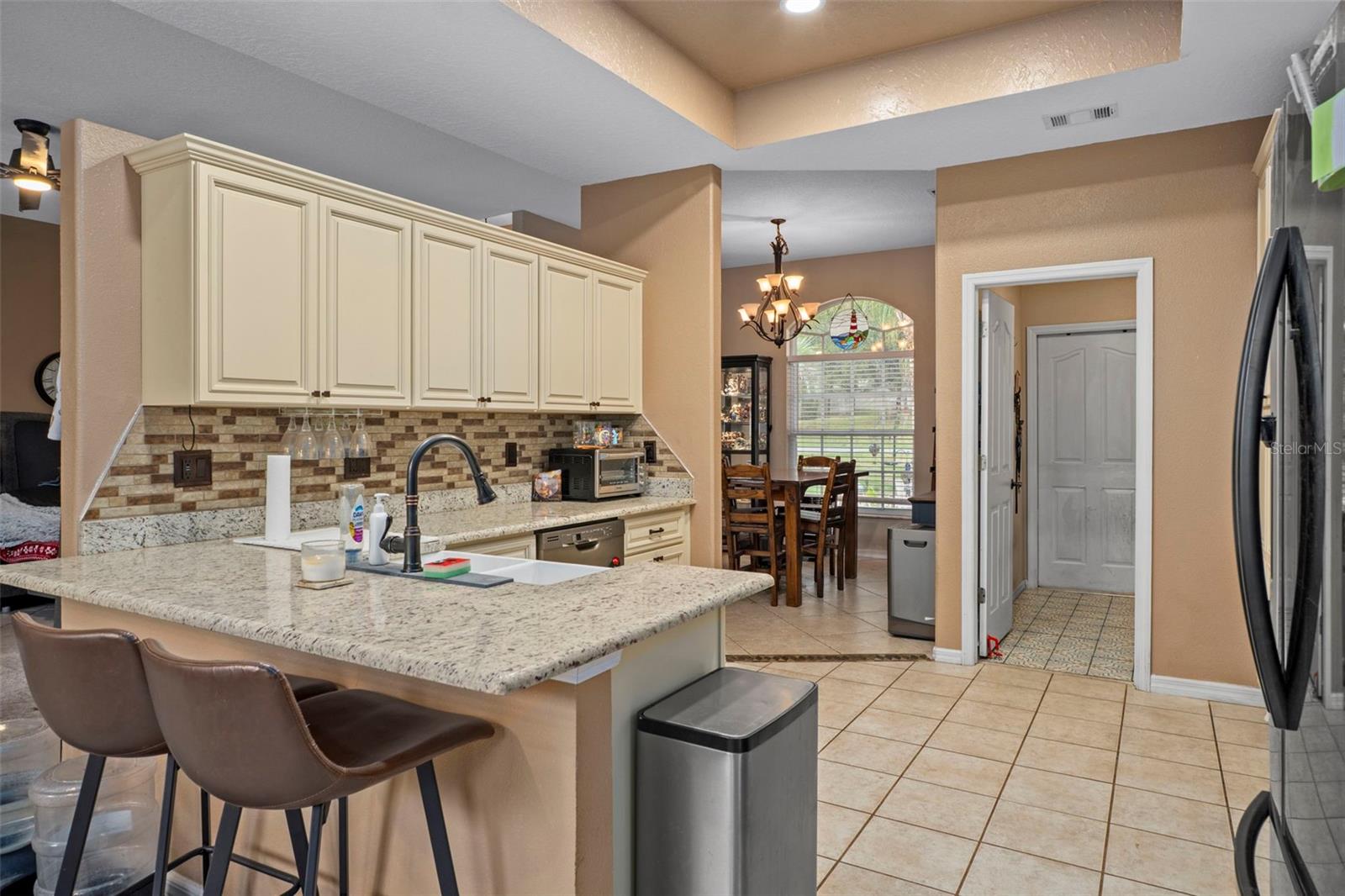 SPRING HILL - Residential