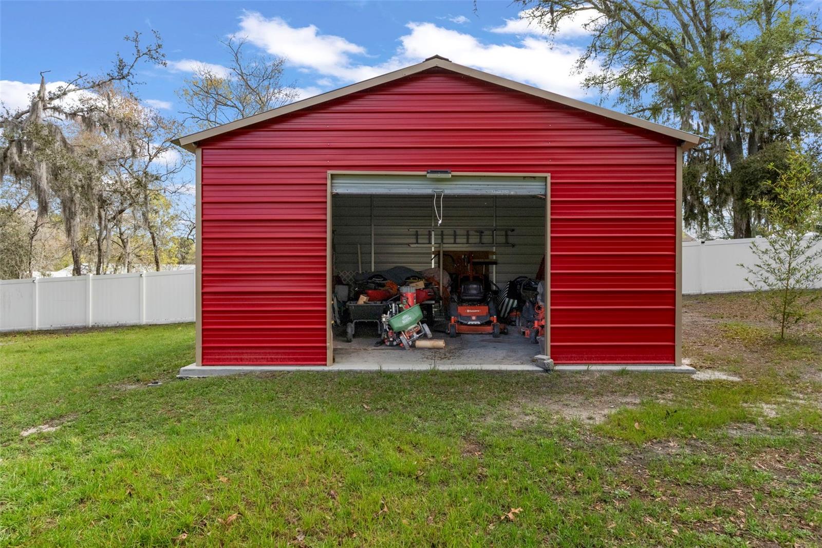 SPRING HILL - Residential