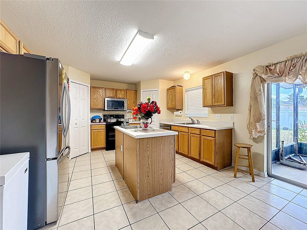 Photo of 2620 Hunley Loop, Kissimmee, FL 34743 (MLS # S5142331)