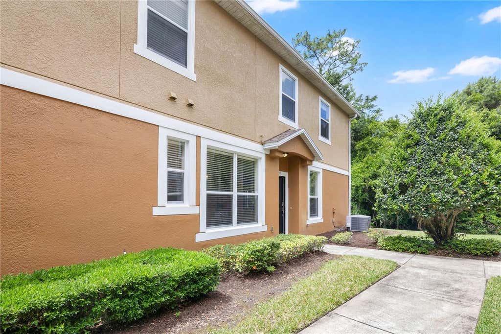 Photo of 15357 Oak Apple Court #4C, Winter Garden, FL 34787 (MLS # O6401625)