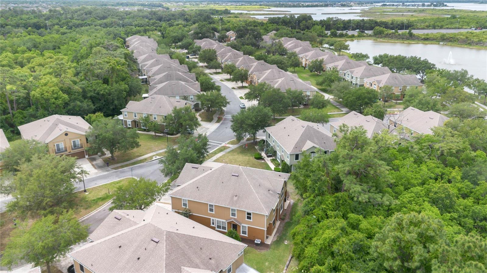 TUCKER OAKS - Residential